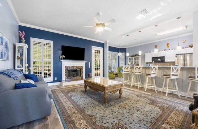 Spacious & Private Retreat in Green Cove Springs!