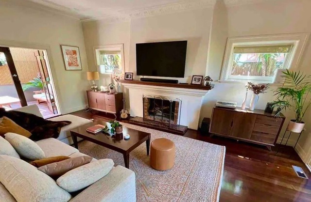 Spacious renovated Art Deco house