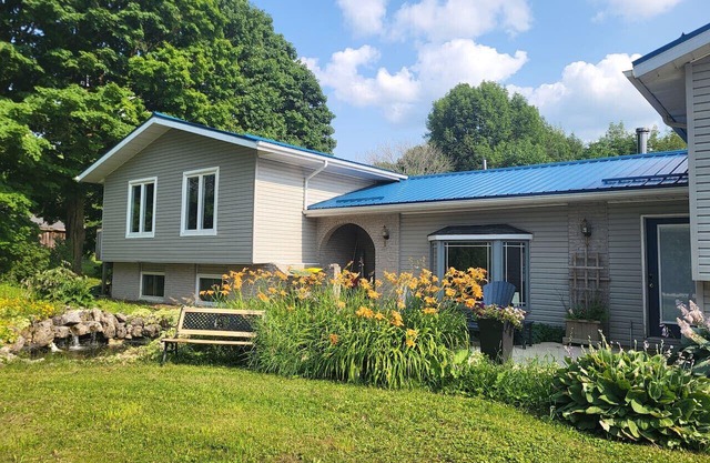 Spacious Retreat: 7 BR/5 BA Near Beach & Trails