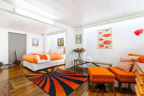 Spacious Room in Unique K Road Apt Zodiak Stays - Shared Apartment