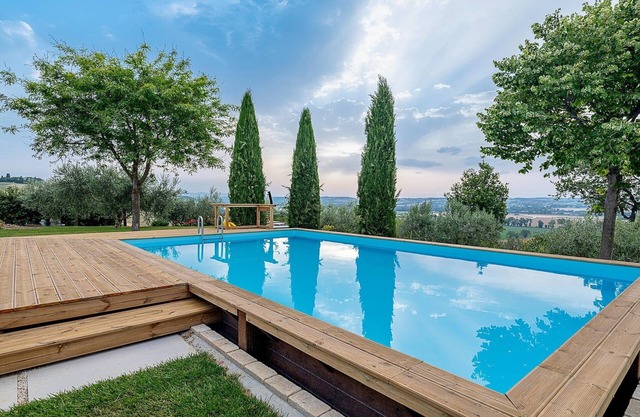 Villa en Montelupone con piscina privada