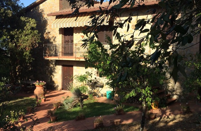 Espaciosa villa de piedra en el corazón de la Toscana