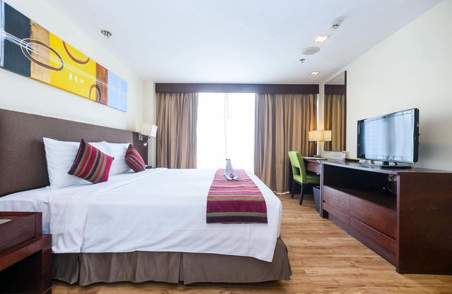 AMPLIO ESTUDIO SUKHUMVIT 2 NANA FREE WIFI KITCHEN
