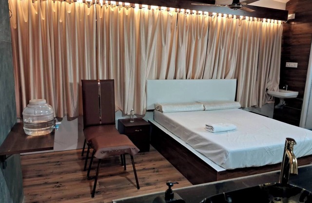 Spacious studio type 1BHK AC flat in Kanyakumari