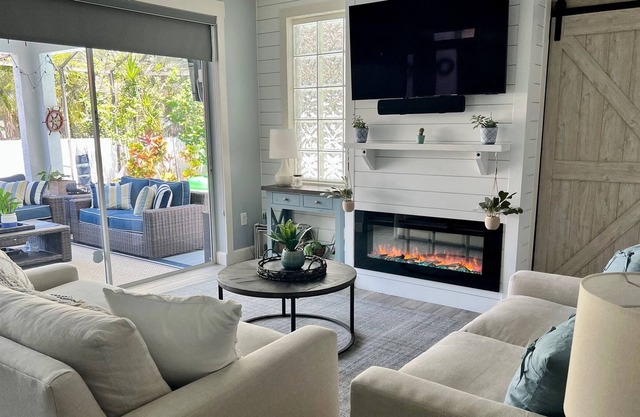Spacious, Stunning, Renovated 2 BR/3BA Florida Pool Home