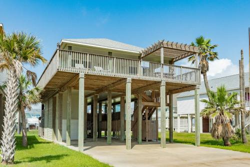 Spacious Sunny & Shipshape Welcome to Buccaneer's Landing