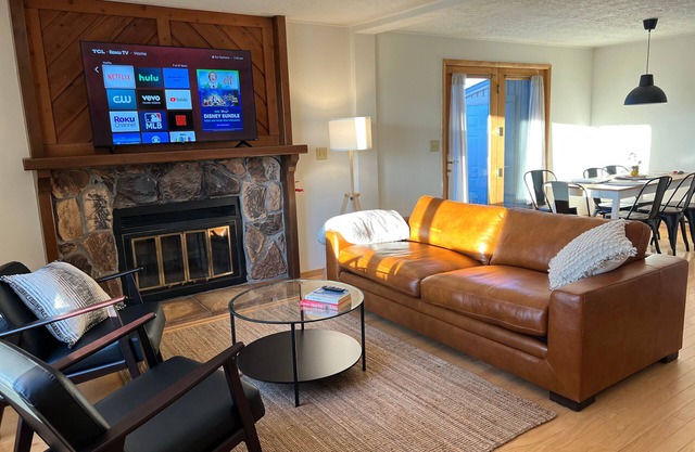 Spacious Taos Getaway with King Suite & Steam Bath: Views, Gorge & Town Nearby