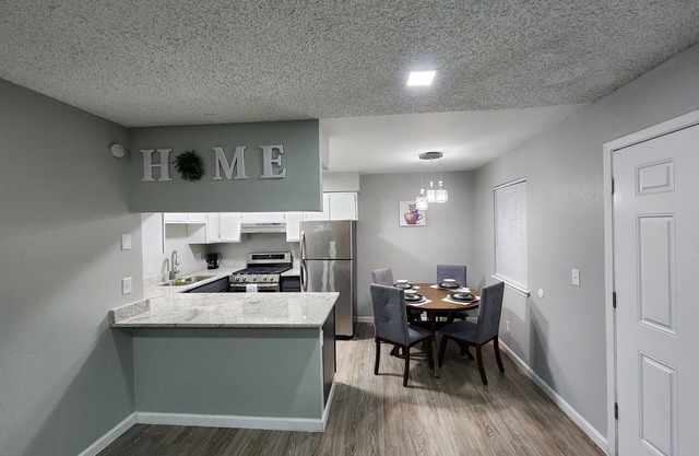 Spacious Townhome in El Paso East