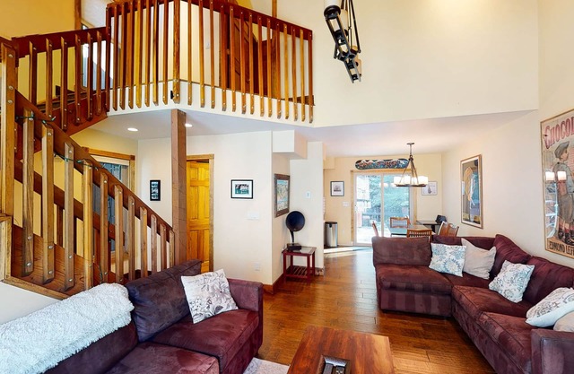 Spacious Townhome with Hot Tub, Adjacent to Gore Creek | 4.5 Miles to Vail