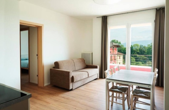 Amplio apartamento de dos habitaciones en el corazón de los Dolomitas