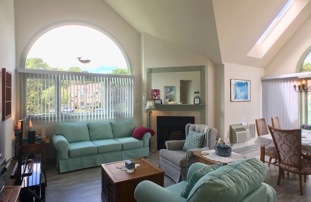 Ocean Edge Upper Level with King bed, 4 A/Cs, Golf & Pool (fees Apply) - EN0279