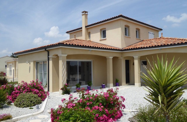 AMPLIA VILLA DE VACACIONES EN EL MAR STANDING PROX ROYAN