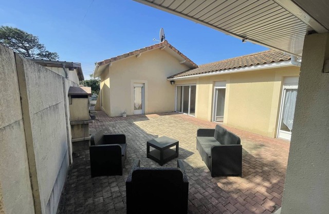 Spacious villa classified 3 * 500m from the beaches of Mimizan!