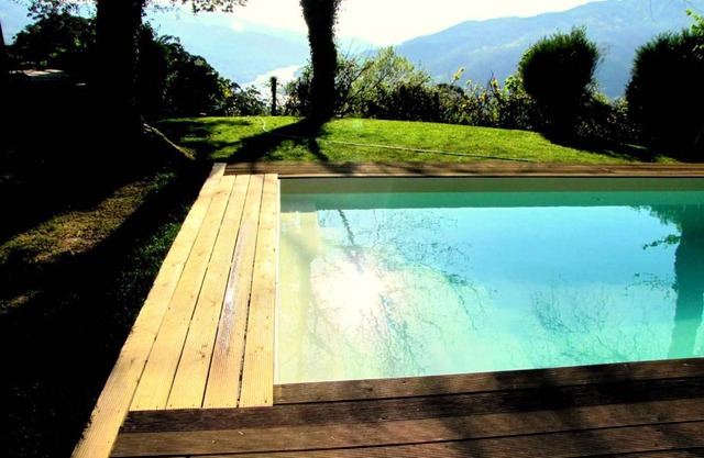 Spacious Villa in Ventosa with Private Pool