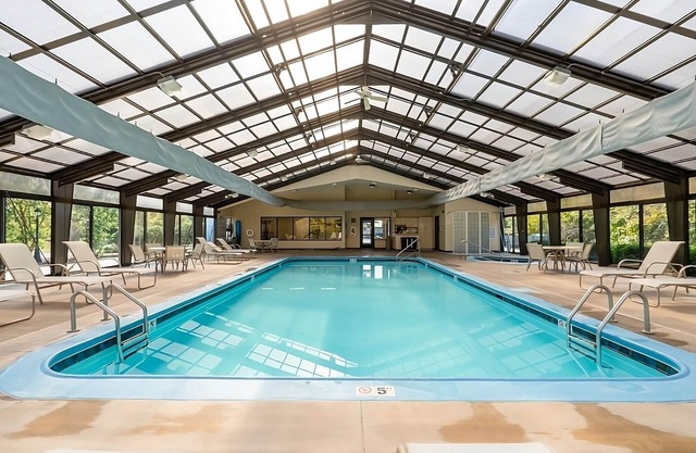 Spacious 1BR Unit w/ Kitchen, Outdoor Terrace & Free Parking!