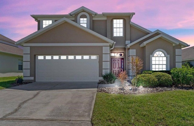 Spacious Villa South Facing Pool 20 min to Disney