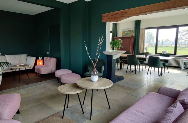 Spacious villa Het Weiland with beautiful view
