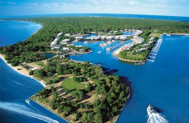 Spacious waterfront, one bedroom apartment.