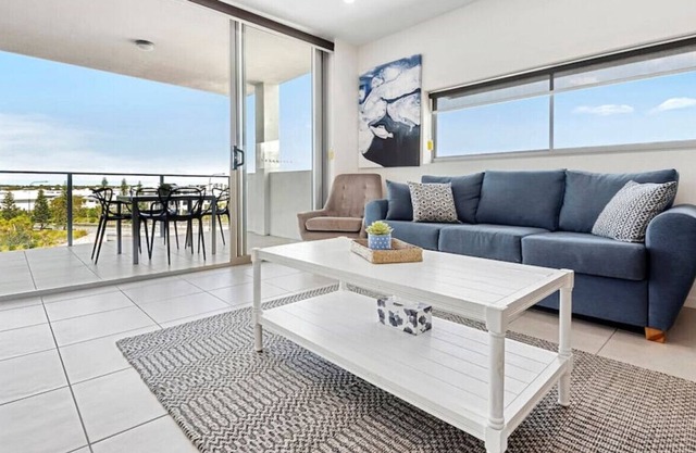 Spacious Waterfront apartment (opp Hospital)