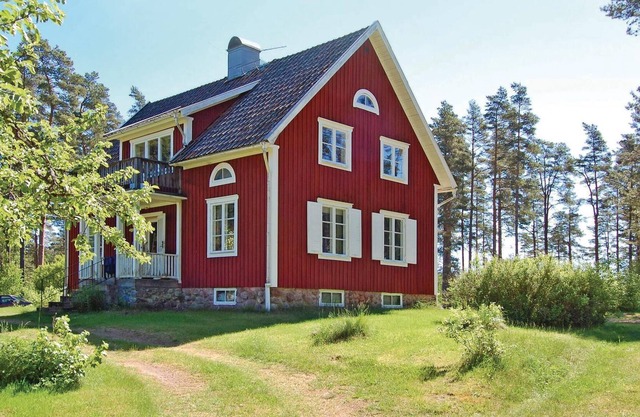Alojamiento de 3 habitaciones en Älgarås