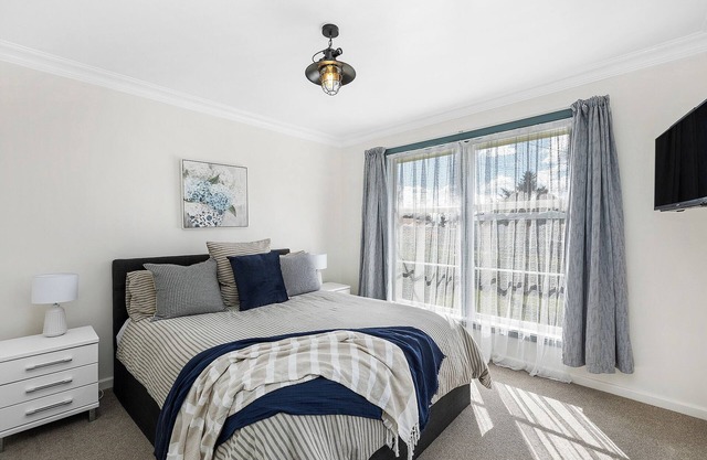 Spacious3bd Home⭑Full Kitchen⭑All Mod Cons⭑All SKY⭑Next door to Hobbiton!