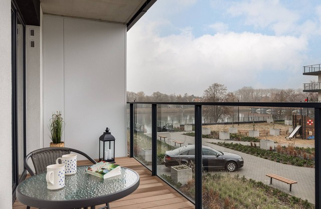 Spadochroniarzy 8b/13 by Renters