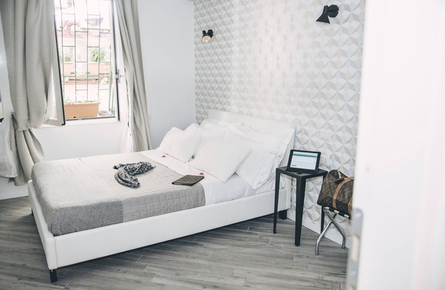 Spagna Rooms