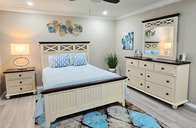 Spanish Springs Lake Sumter 1750 sq ft Renovated 3/2 House In The Villages