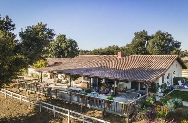 Spanish villa with views, views, views!