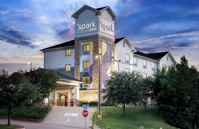 Spark by Hilton Longview
