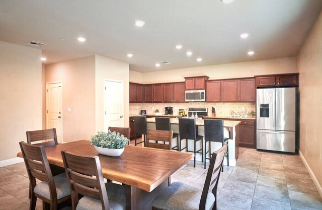 Sparkling & Spacious I Workout Equ. BBQ & Fire Pit