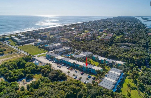 Special Monthly Rate! 2 Bed, 2 Bath Newly Renovated Beach Side Condo