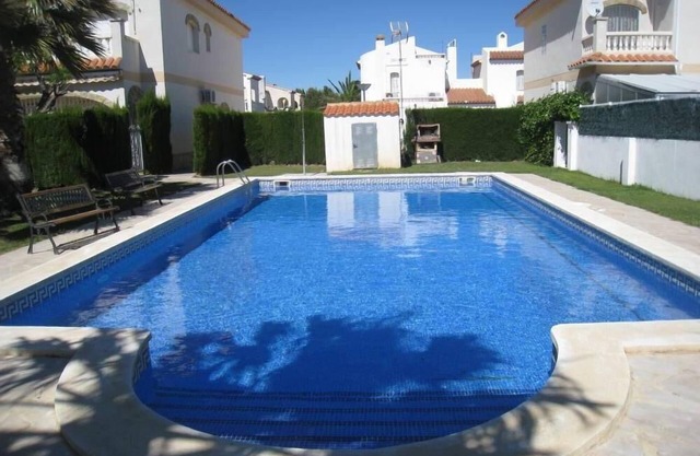 OFERTA ESPECIAL Miami Playa, Costa Dorada, gran piscina, WIFI gratis fibra300MB