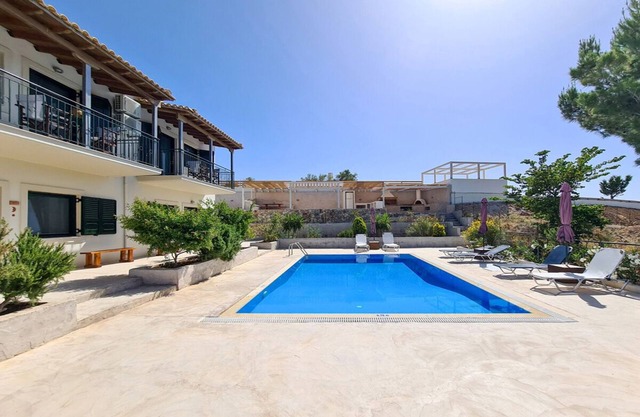 Special Offer! Villa Endless Blue With Private Pool & View Ideal for Families!
