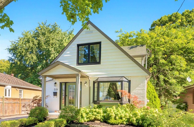 Specious & fully Private studio apt with laundry