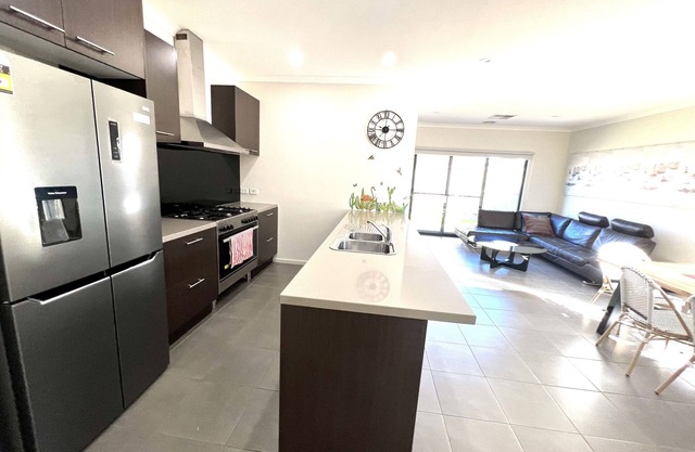 Specious House in Point Cook