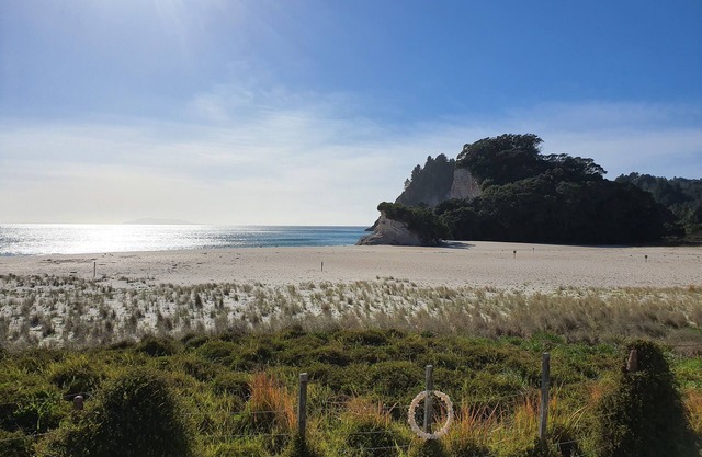 Espectacular playa en Whititoa