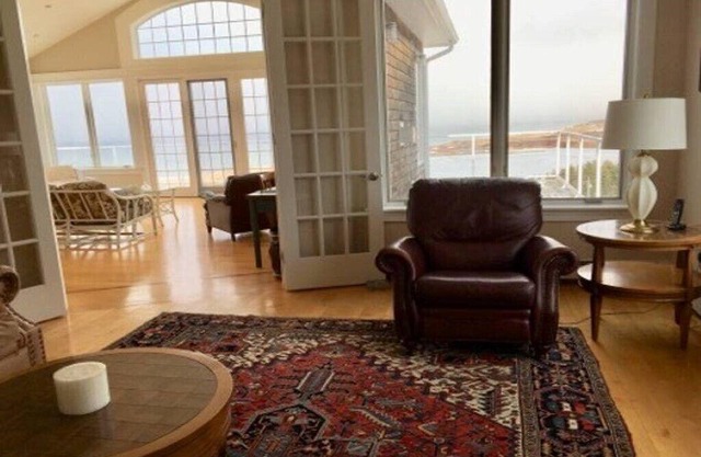 Espectacular casa con vista a la costa y Cabot Golf