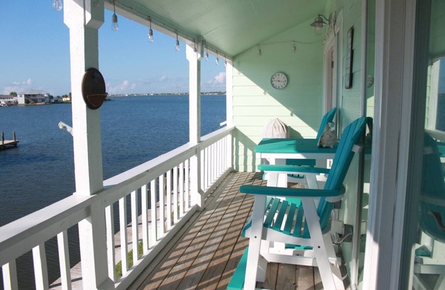 Spectacular Key Allegro setting in Rockport