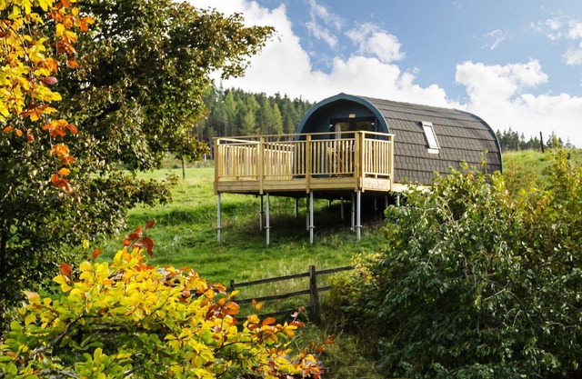 Spectacular Mountain View Ecopod