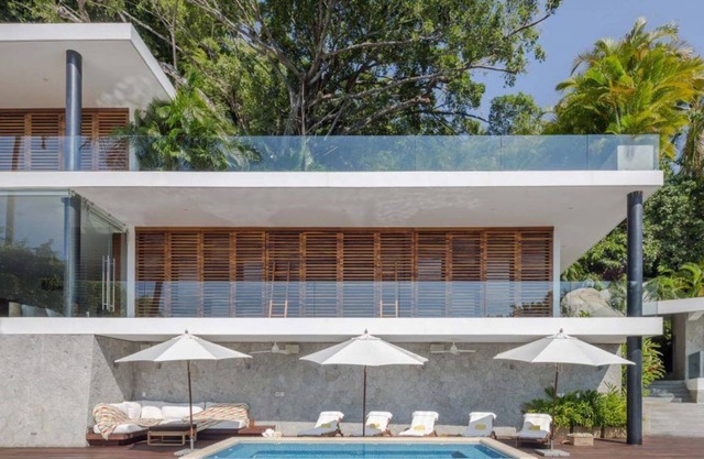 Espectacular casa en Las Brisas con hermosa vista