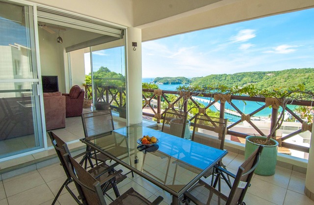 Espectacular condominio con vista al mar a minutos de la ciudad - Cruz del Mar