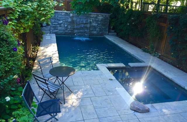PISCINA abierta hasta la primera semana de NOV ** en 88F House ON THE BEACH en TORONTO