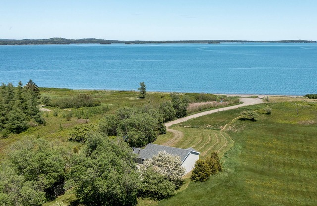 Spectacular two- bedroom beachfront, beautiful lit-up deck for sunset dining!