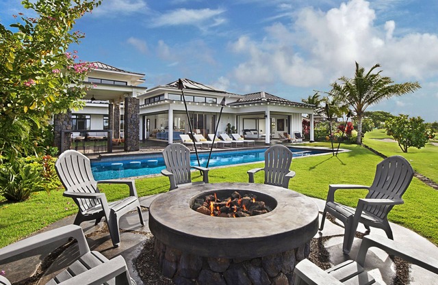 Spectacular View Home for 20! Ocean, Mountain, golf views! 5min from Poipu beach