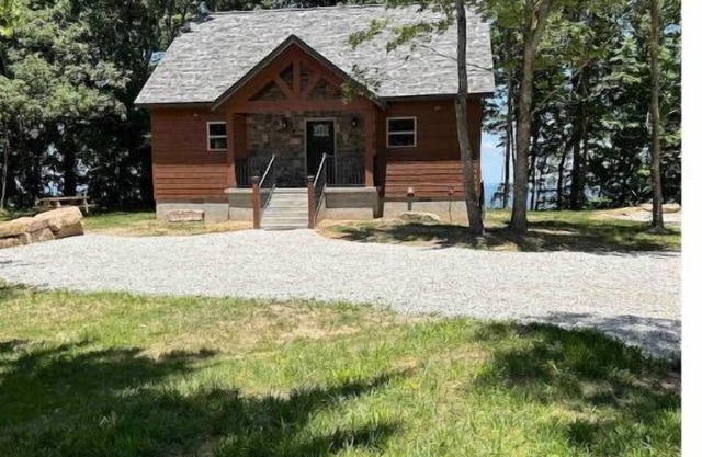Spectacular View of Arkansas Grand Canyon, Sleeps 8 “No Pets Allowed “