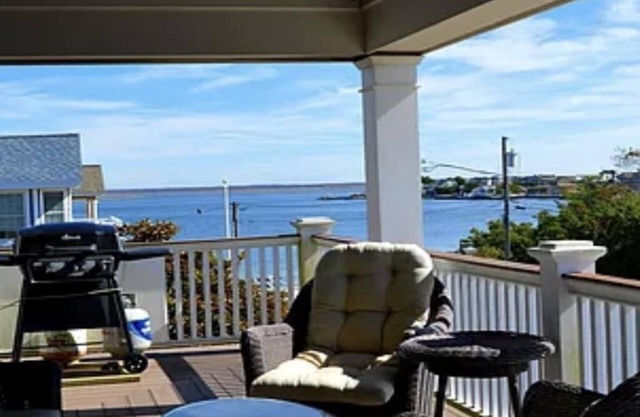 Spectacular Views from this Reversed Living Home!