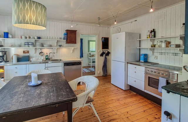 Alojamiento de 4 habitaciones en Färgelanda