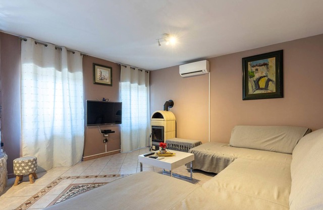 Alojamiento de 2 habitaciones en Kostrena Sveta Lucij