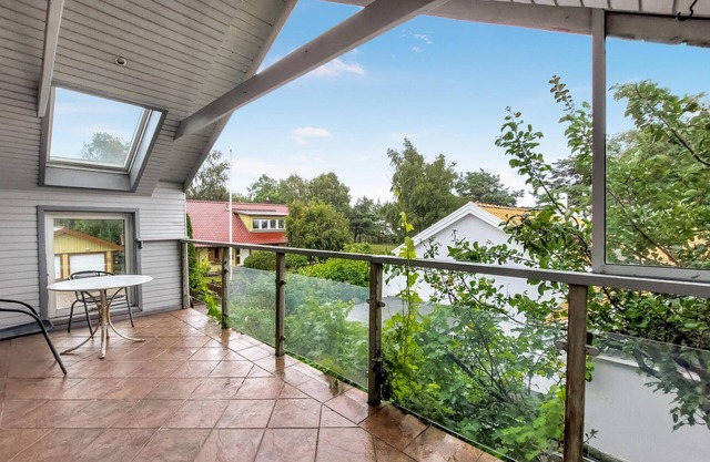 Spend beautiful vacation days in this vacation apartment near the beach.